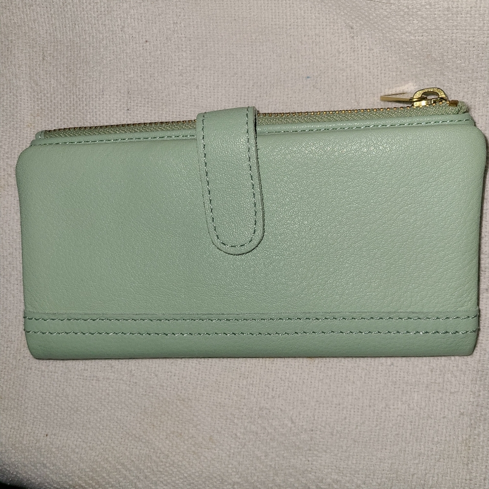 Fossil green wallet NWT